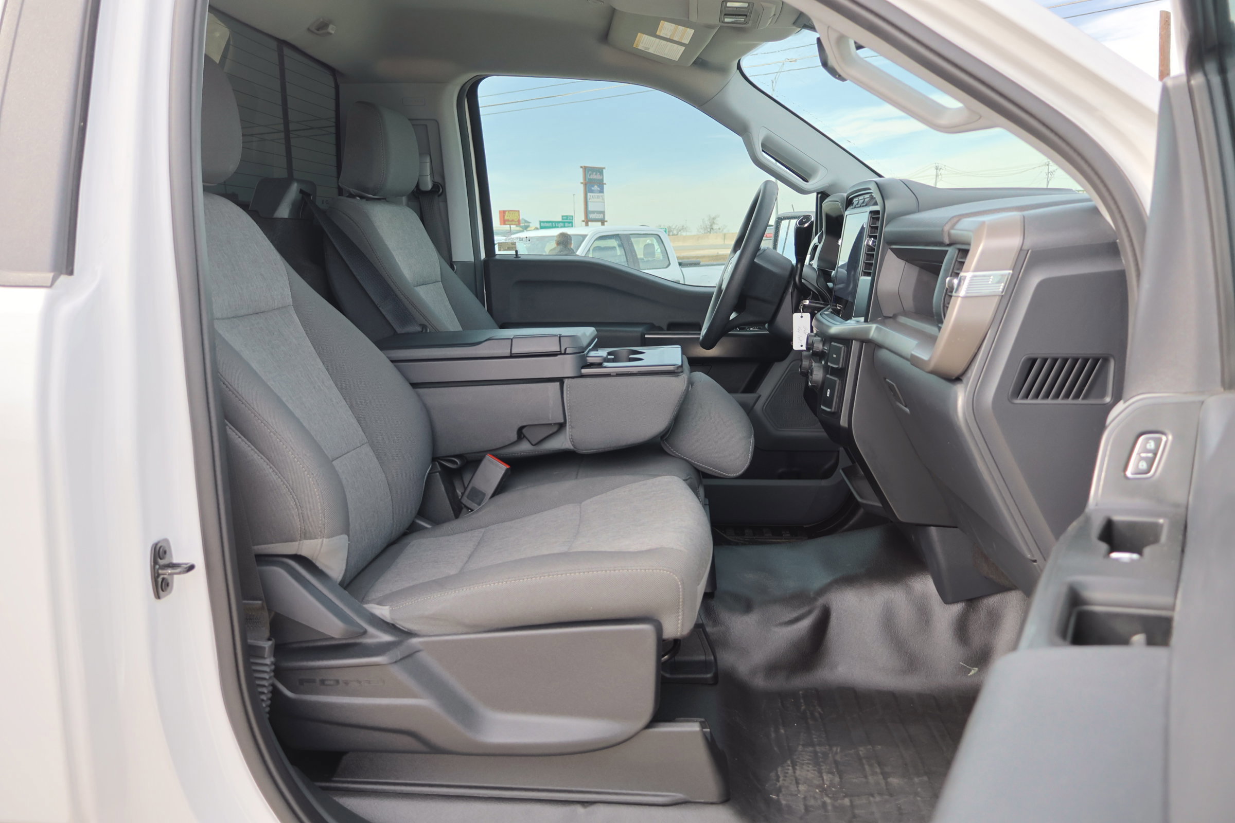 Certified 2024 Ford F150 XL w/ Equipment Group 103A High image 31