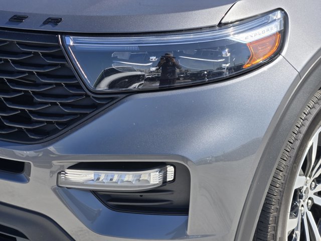 Certified 2023 Ford Explorer ST-Line w/ Class IV Trailer Tow Package image 9