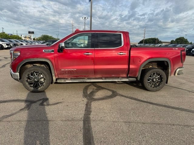 Used 2024 GMC Sierra 1500 SLT w/ SLT Premium Plus Package AWD/4WD image 7