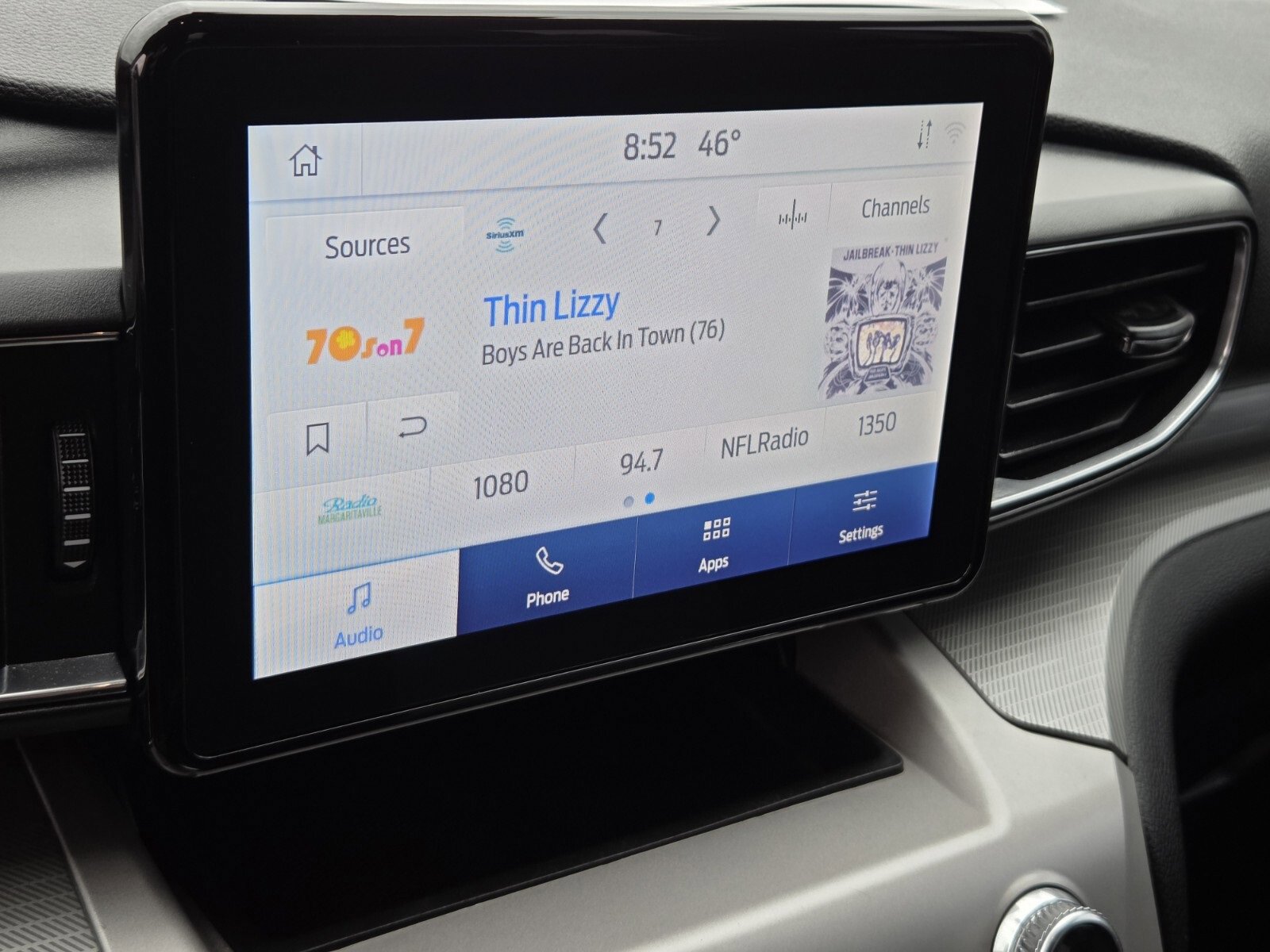 Certified 2023 Ford Explorer XLT w/ Equipment Group 202A image 21