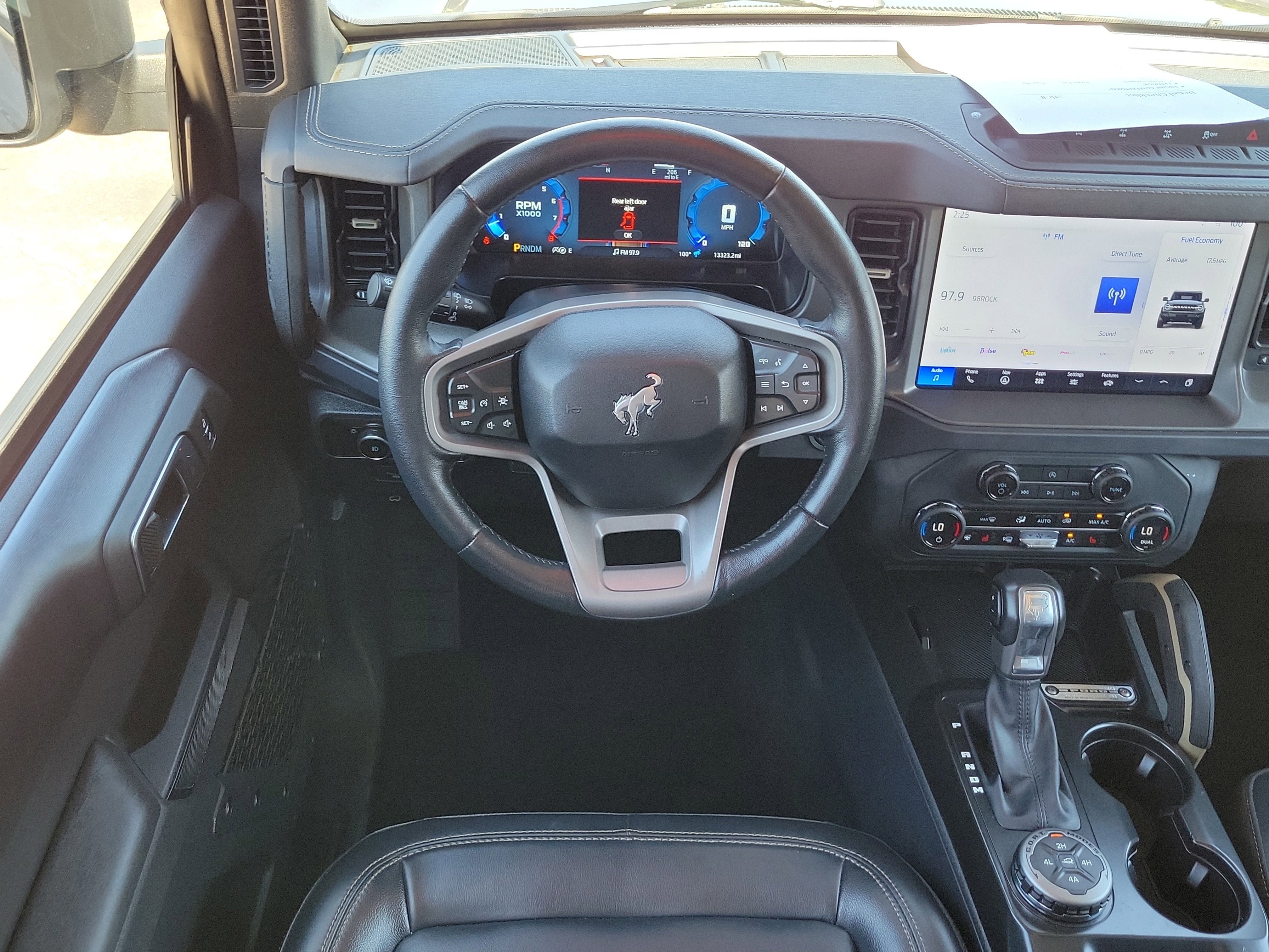 Certified 2025 Ford Bronco Badlands AWD/4WD image 17