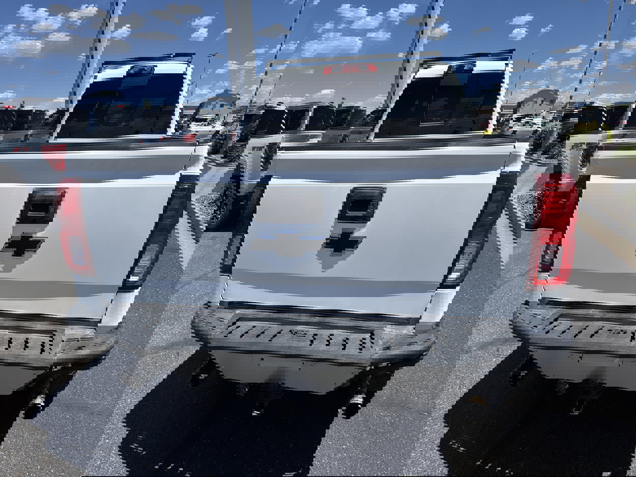 Used 2018 Chevrolet Silverado 1500 LTZ Z71 w/ Redline Edition image 6