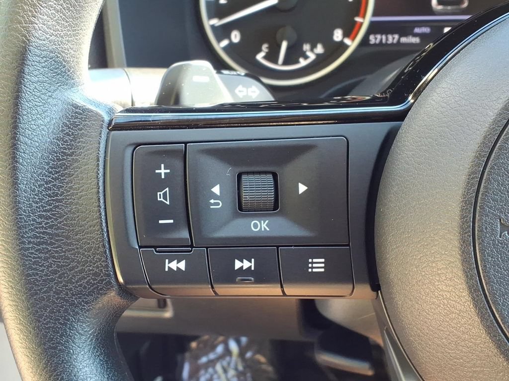 Used 2023 Nissan Rogue SV AWD/4WD image 27