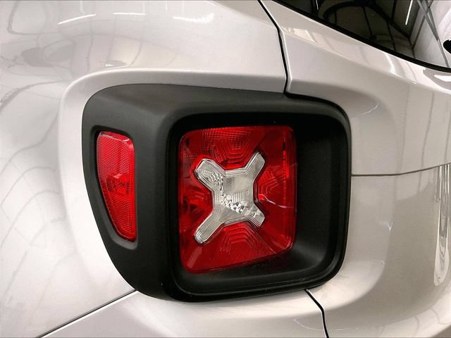 Used 2021 Jeep Renegade Latitude w/ Convenience Group AWD/4WD image 28