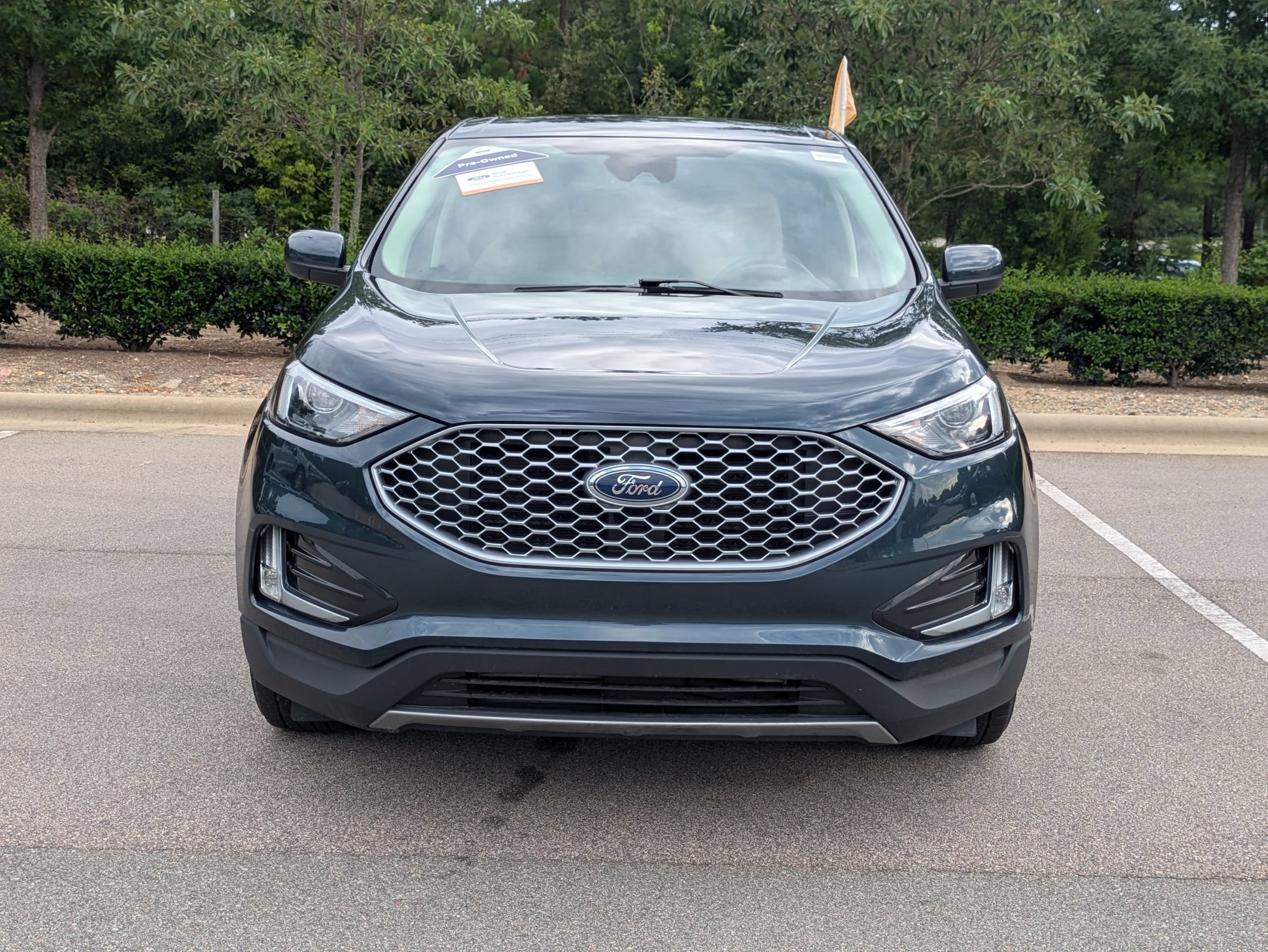 Certified 2024 Ford Edge SEL w/ Convenience Package AWD/4WD image 9