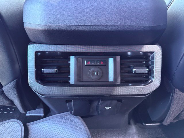 Certified 2023 Ford F250 Platinum w/ FX4 Off-Road Package AWD/4WD image 25