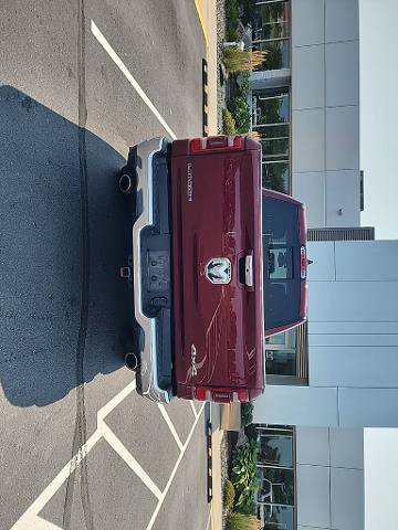 Used 2019 RAM 1500 Laramie AWD/4WD image 13