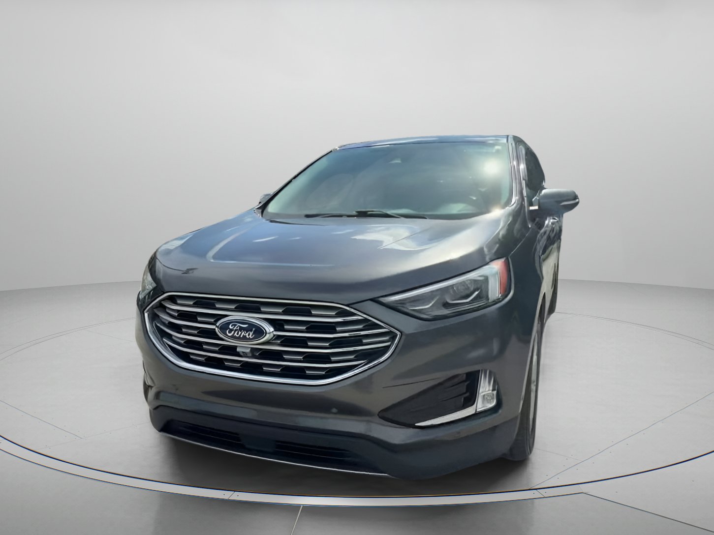 Certified 2019 Ford Edge Titanium w/ Equipment Group 301A FWD image 11