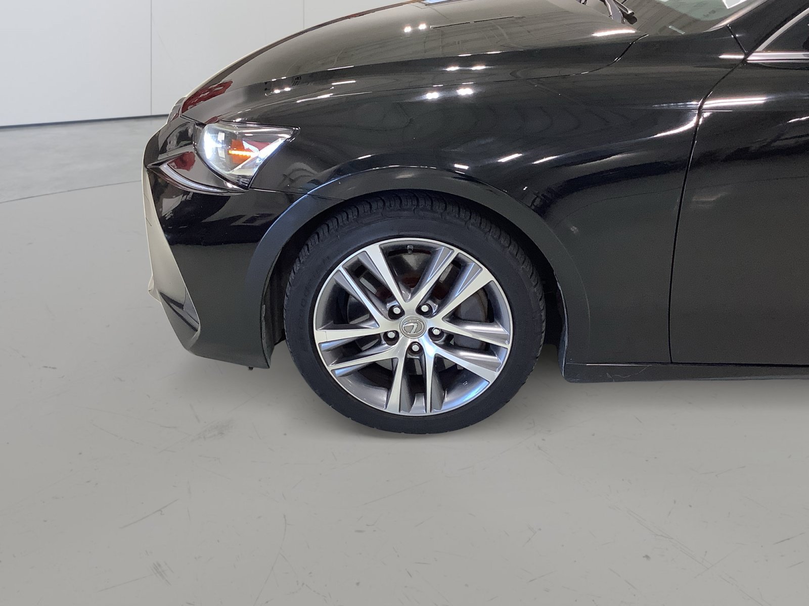 Used 2019 Lexus IS 300 w/ Accessory Package RWD image 9