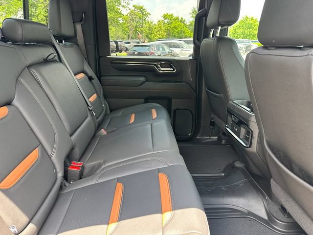 Used 2024 GMC Sierra 2500 AT4 w/ AT4 Premium Plus Package AWD/4WD image 17