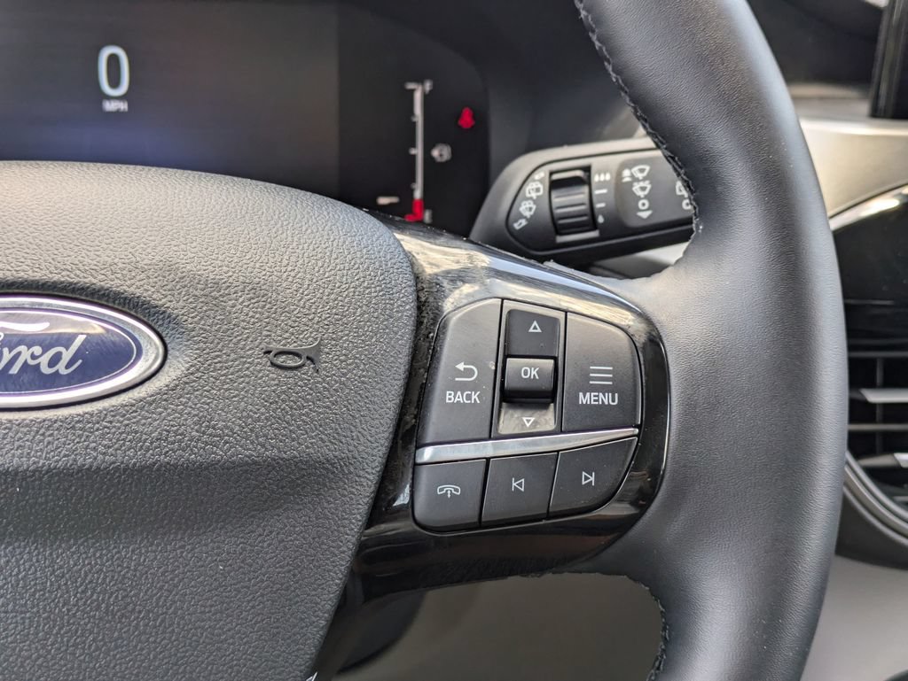 Certified 2025 Ford Escape Active w/ Cold Weather Package FWD image 26
