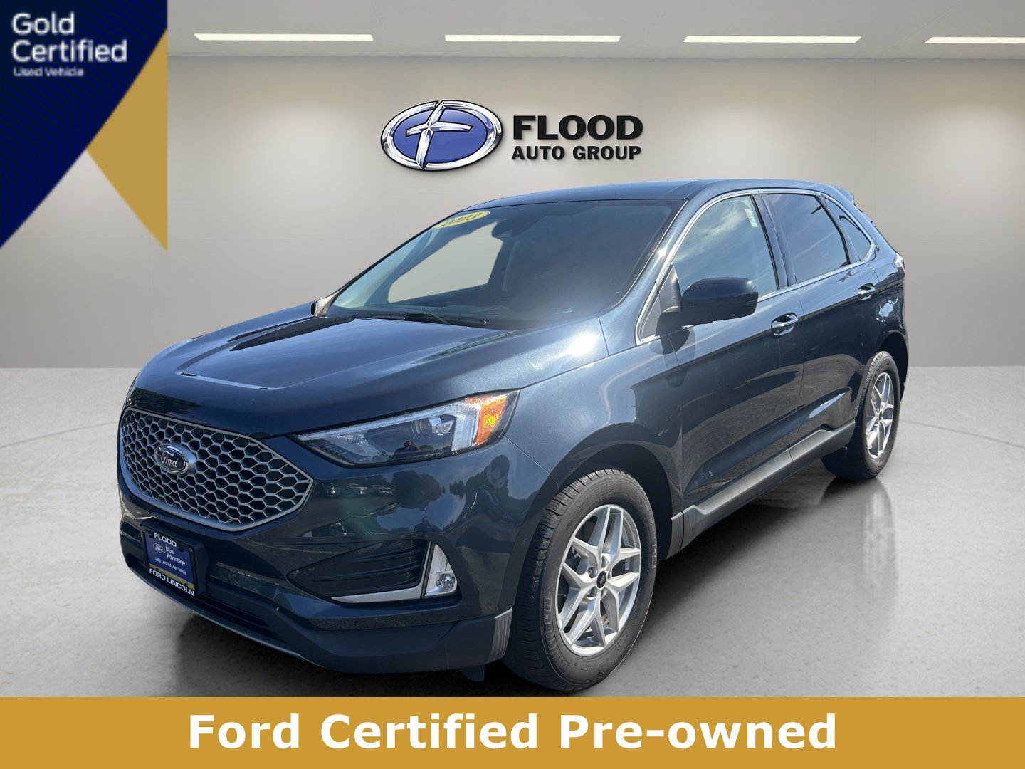 Certified 2023 Ford Edge SEL w/ Convenience Package AWD/4WD image 3