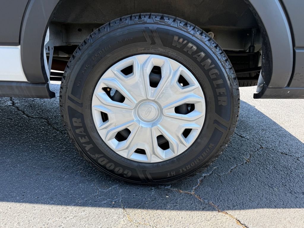 Certified 2023 Ford Transit 350 XLT RWD image 11