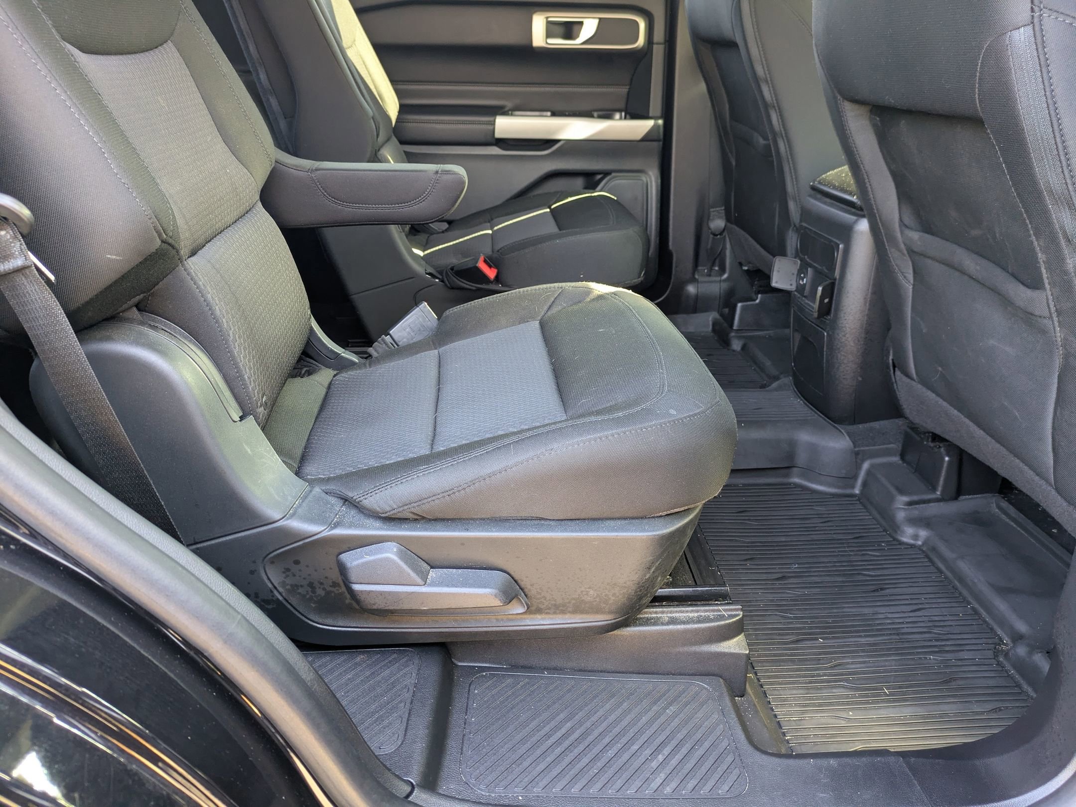 Certified 2022 Ford Explorer XLT image 34