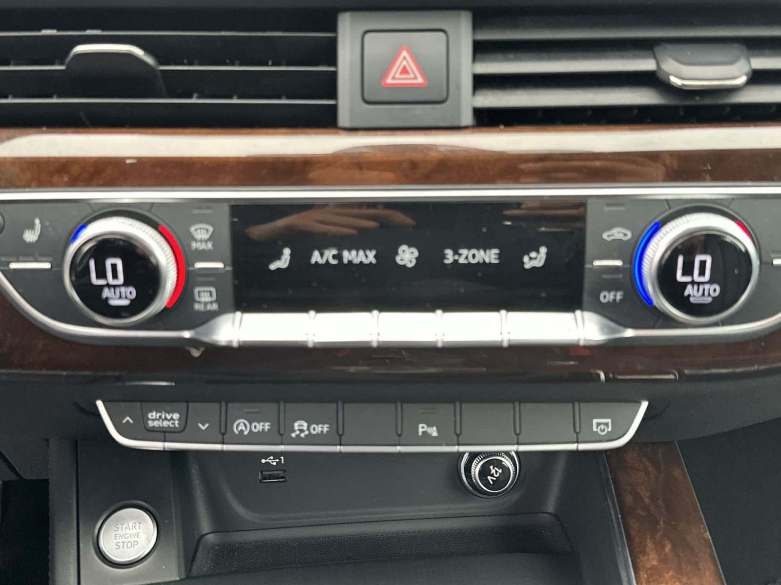 Used 2019 Audi A4 2.0T Premium Plus w/ Premium Plus Package FWD image 28