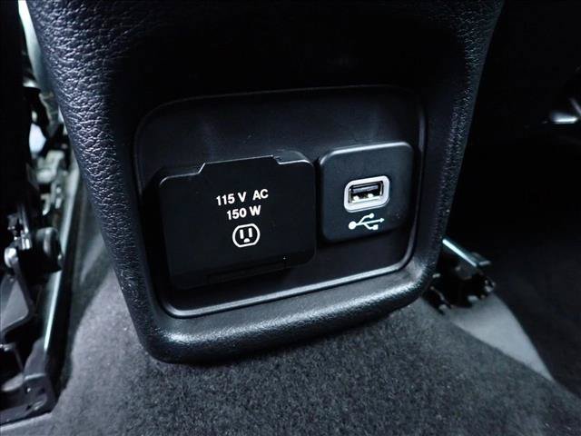 Used 2018 Jeep Compass Limited w/ Navigation Group AWD/4WD image 11