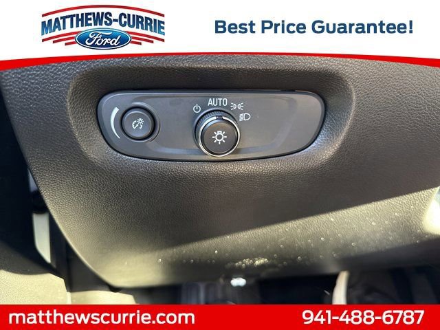 Used 2022 Chevrolet Traverse LT image 26