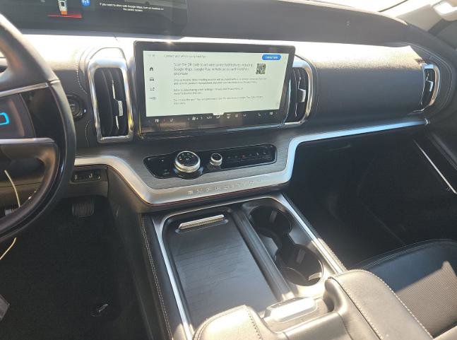 Certified 2025 Ford Expedition Platinum AWD/4WD image 11