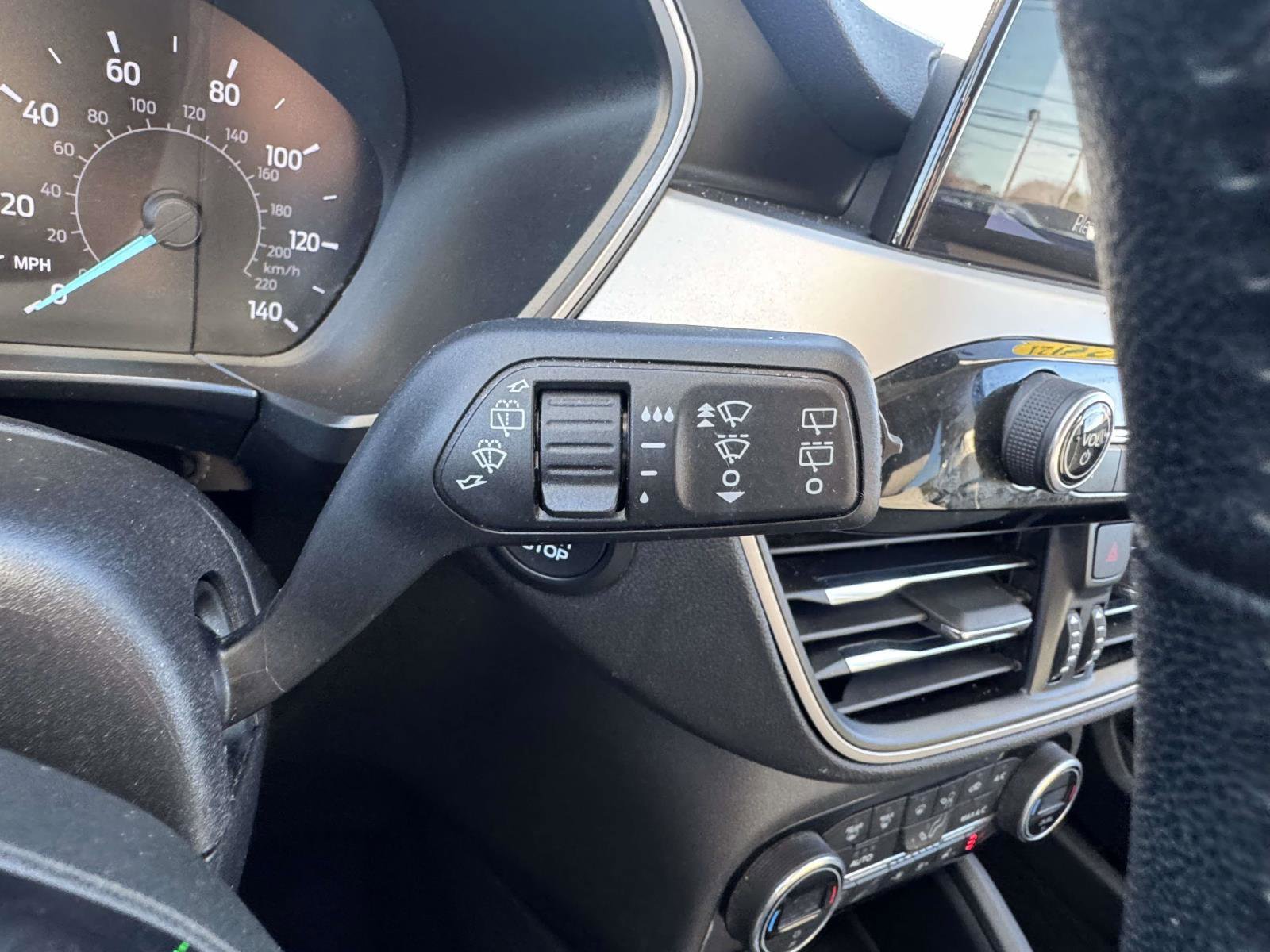 Certified 2021 Ford Escape SE w/ Convenience Package image 38