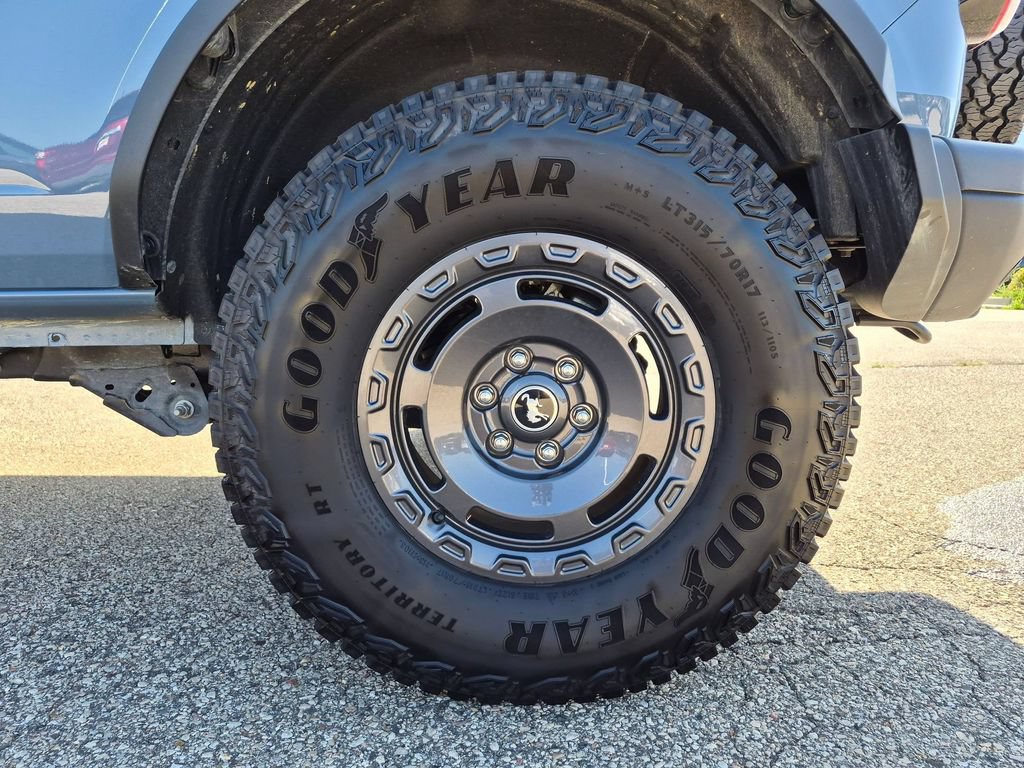 Certified 2025 Ford Bronco Badlands AWD/4WD image 11