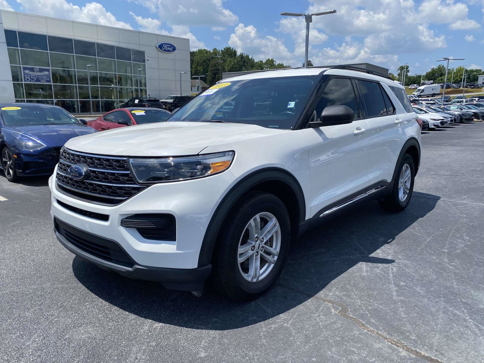 Certified 2023 Ford Explorer XLT RWD video 3