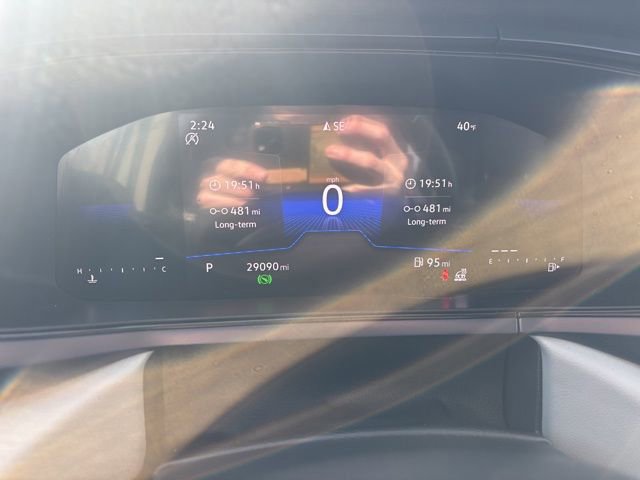 Used 2024 Volkswagen Taos SE image 20