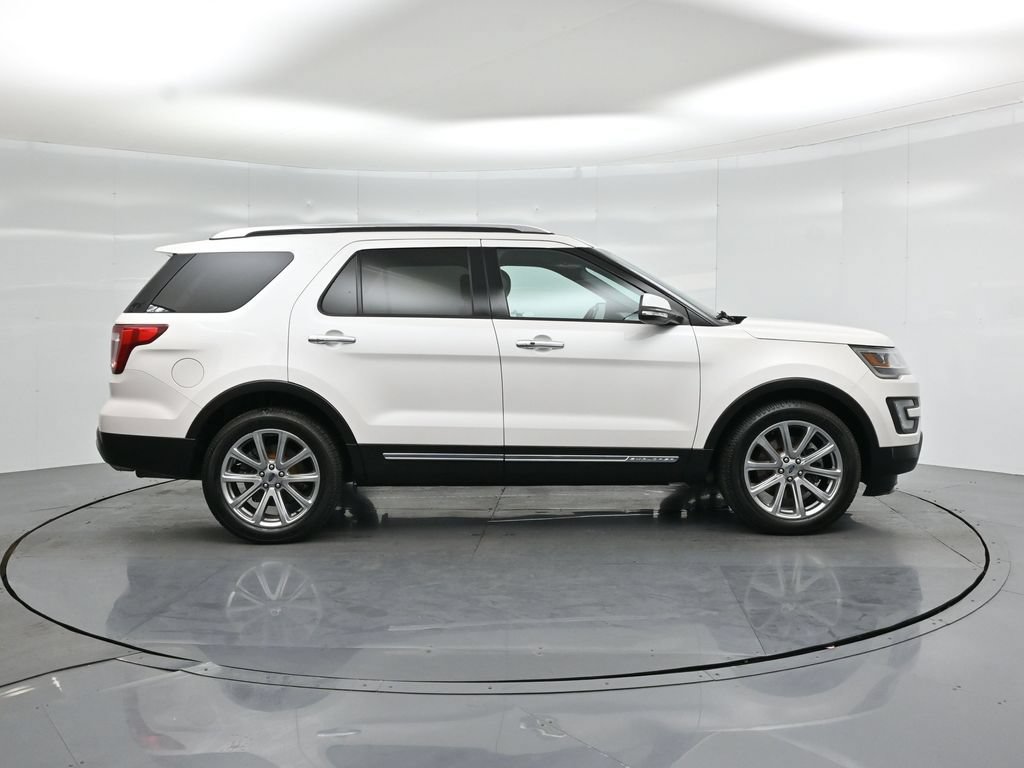 Certified 2017 Ford Explorer Limited FWD image 25