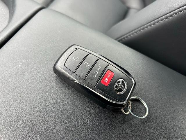 Used 2023 Toyota Crown AWD/4WD image 30