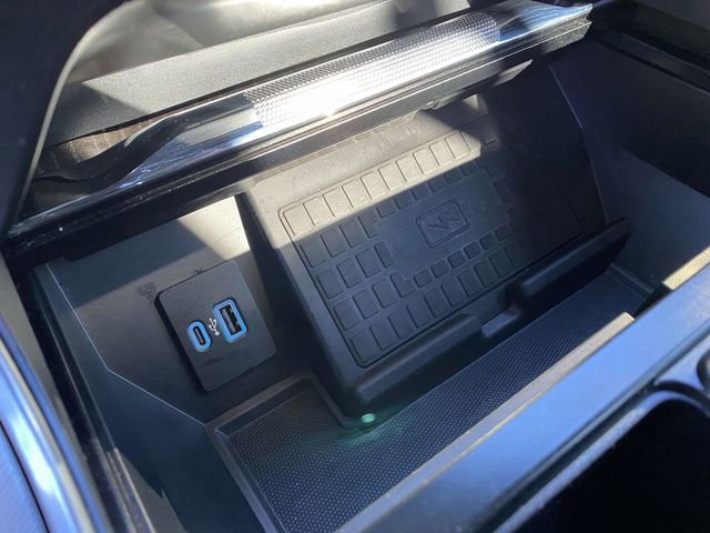 Certified 2022 Ford F150 Platinum w/ Equipment Group 701A High image 32