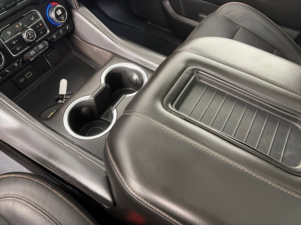 Used 2021 Chevrolet Suburban High Country image 22