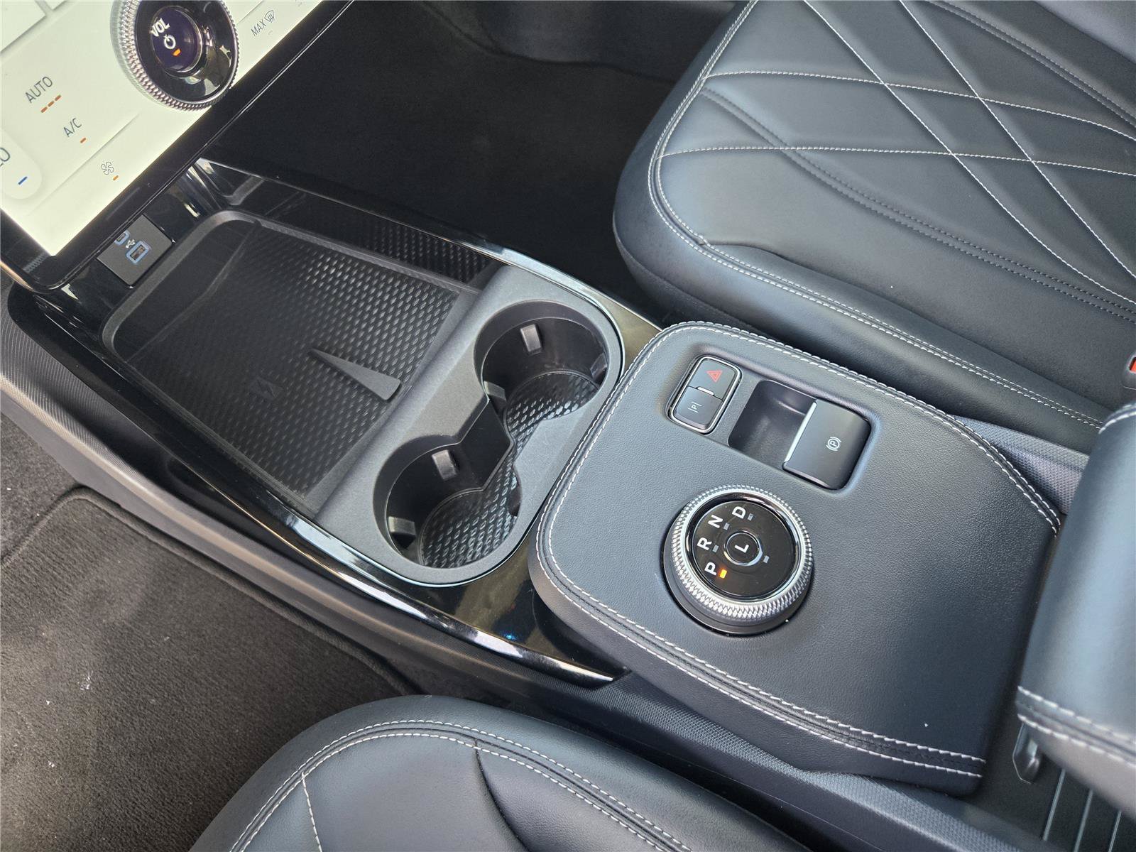 Certified 2023 Ford Mustang Mach-E Select AWD/4WD image 17