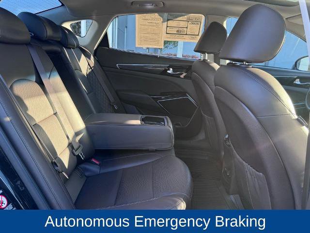 Used 2018 Kia Cadenza Limited image 20