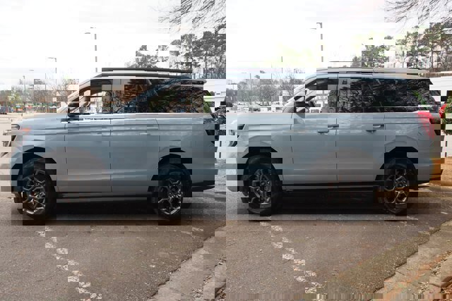 Certified 2025 Ford Expedition Max Active image 2
