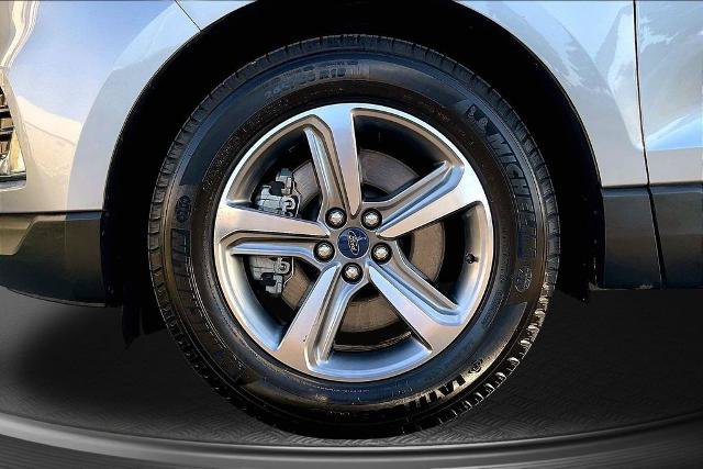 Certified 2020 Ford Edge SEL w/ Convenience Package AWD/4WD image 9