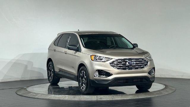 Certified 2021 Ford Edge SE w/ Cargo Accessory Package AWD/4WD image 2