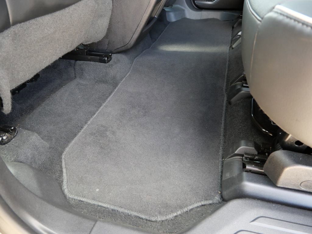 Used 2025 Buick Enclave Preferred image 14