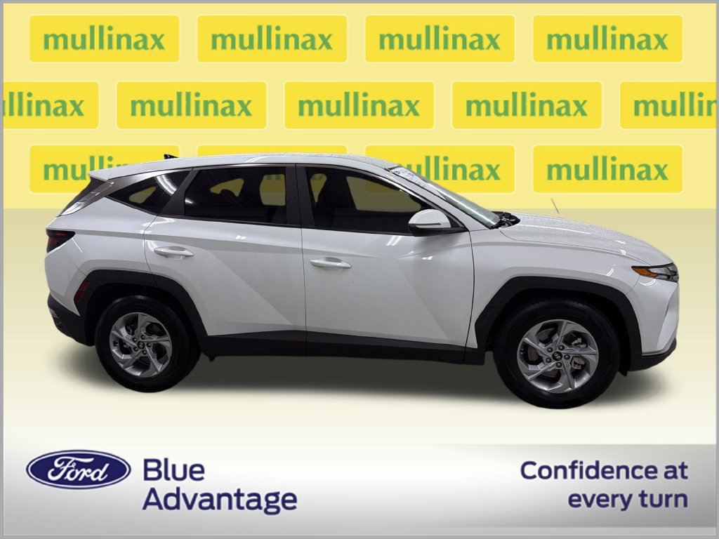 Used 2022 Hyundai Tucson SE FWD image 2