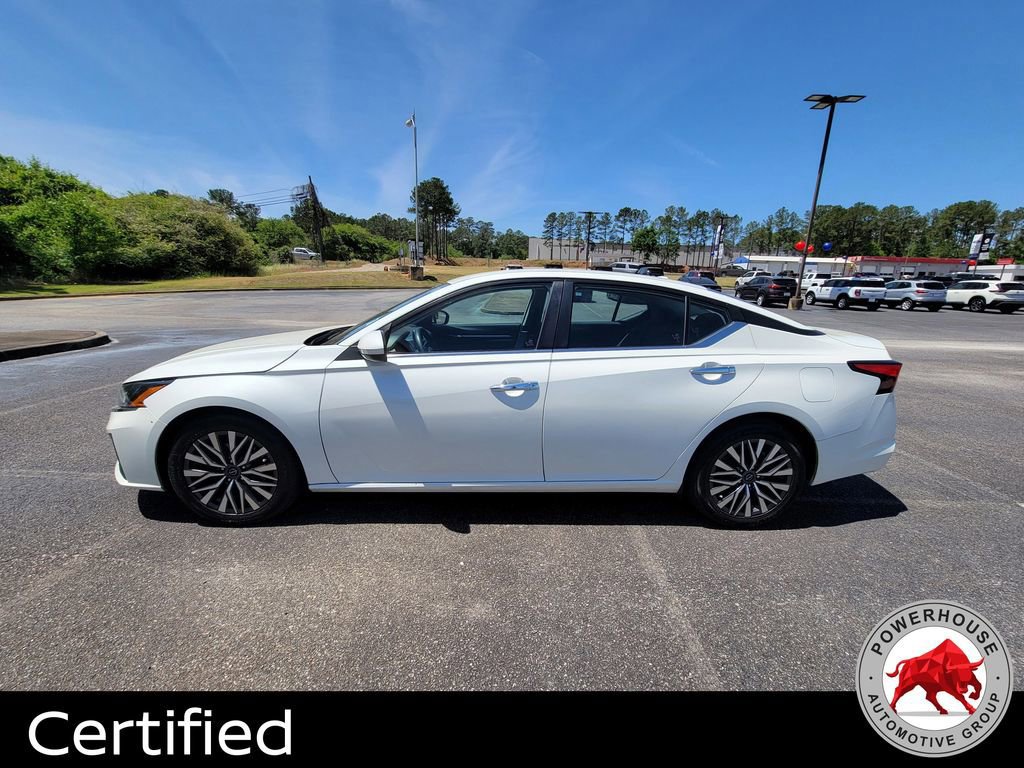 Used 2023 Nissan Altima 2.5 SV image 2