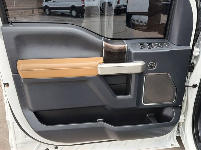 Certified 2022 Ford F350 Lariat w/ Lariat Value Package image 18