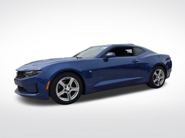Used 2019 Chevrolet Camaro LT RWD image 5