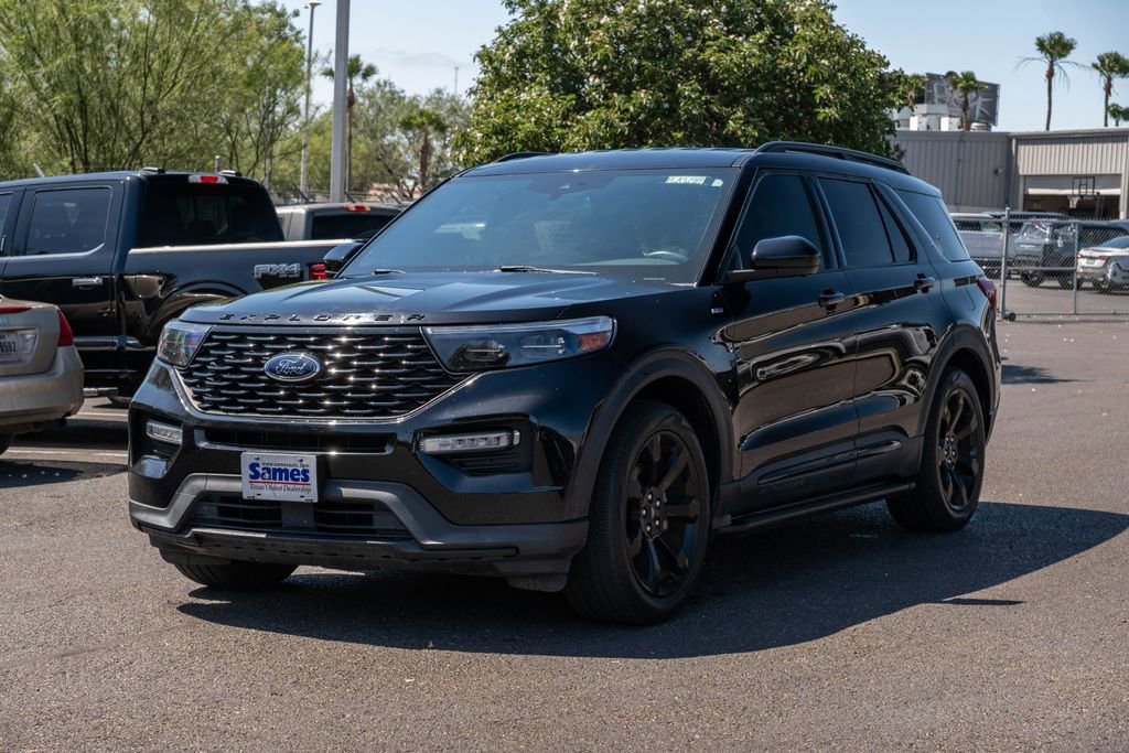 Certified 2023 Ford Explorer ST-Line w/ Class IV Trailer Tow Package RWD image 3