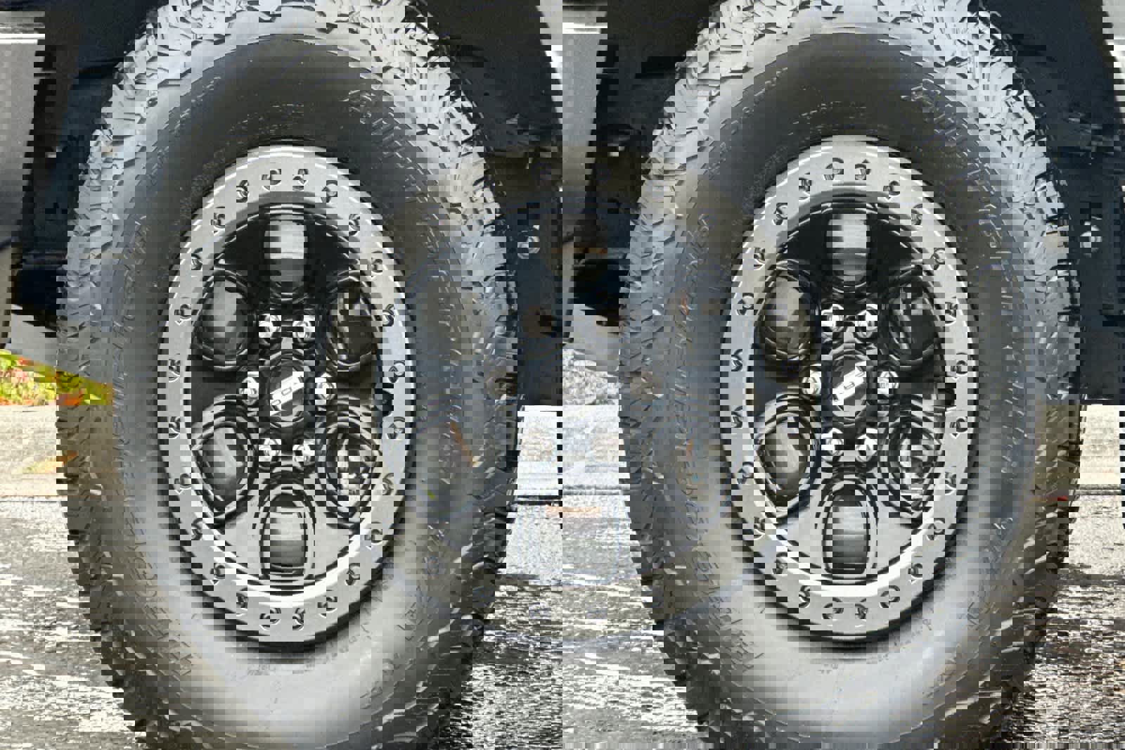 Certified 2022 Ford F150 Raptor w/ Equipment Group 801A High image 26