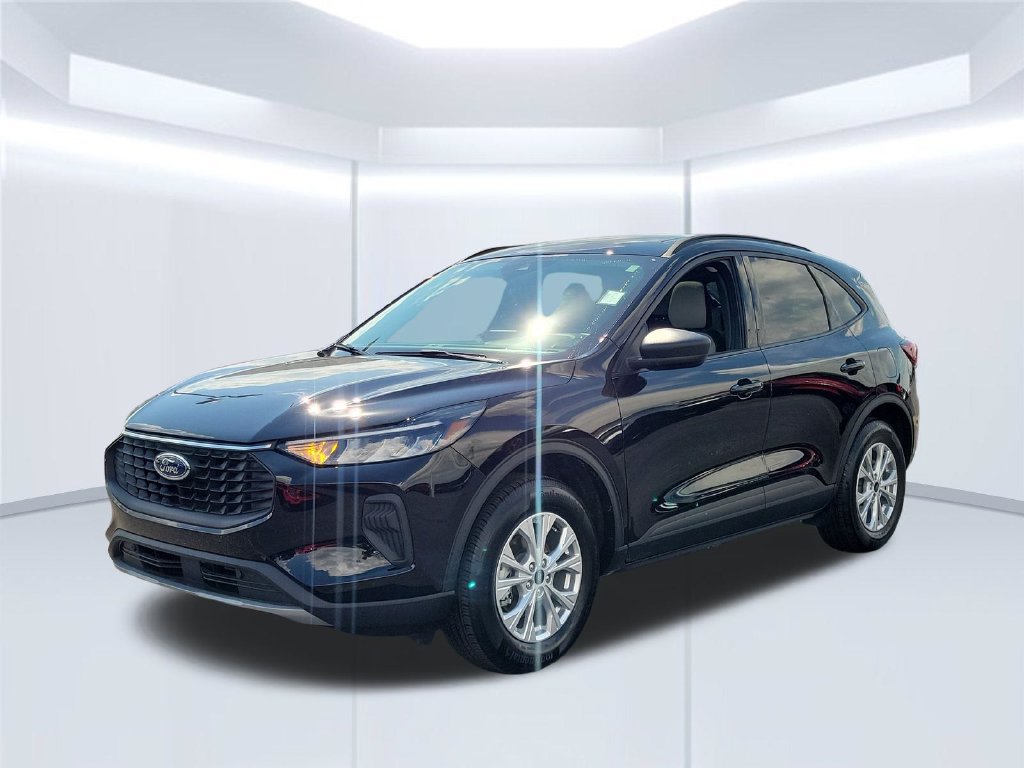 Certified 2026 Ford Escape Active w/ Cold Weather Package AWD/4WD image 10