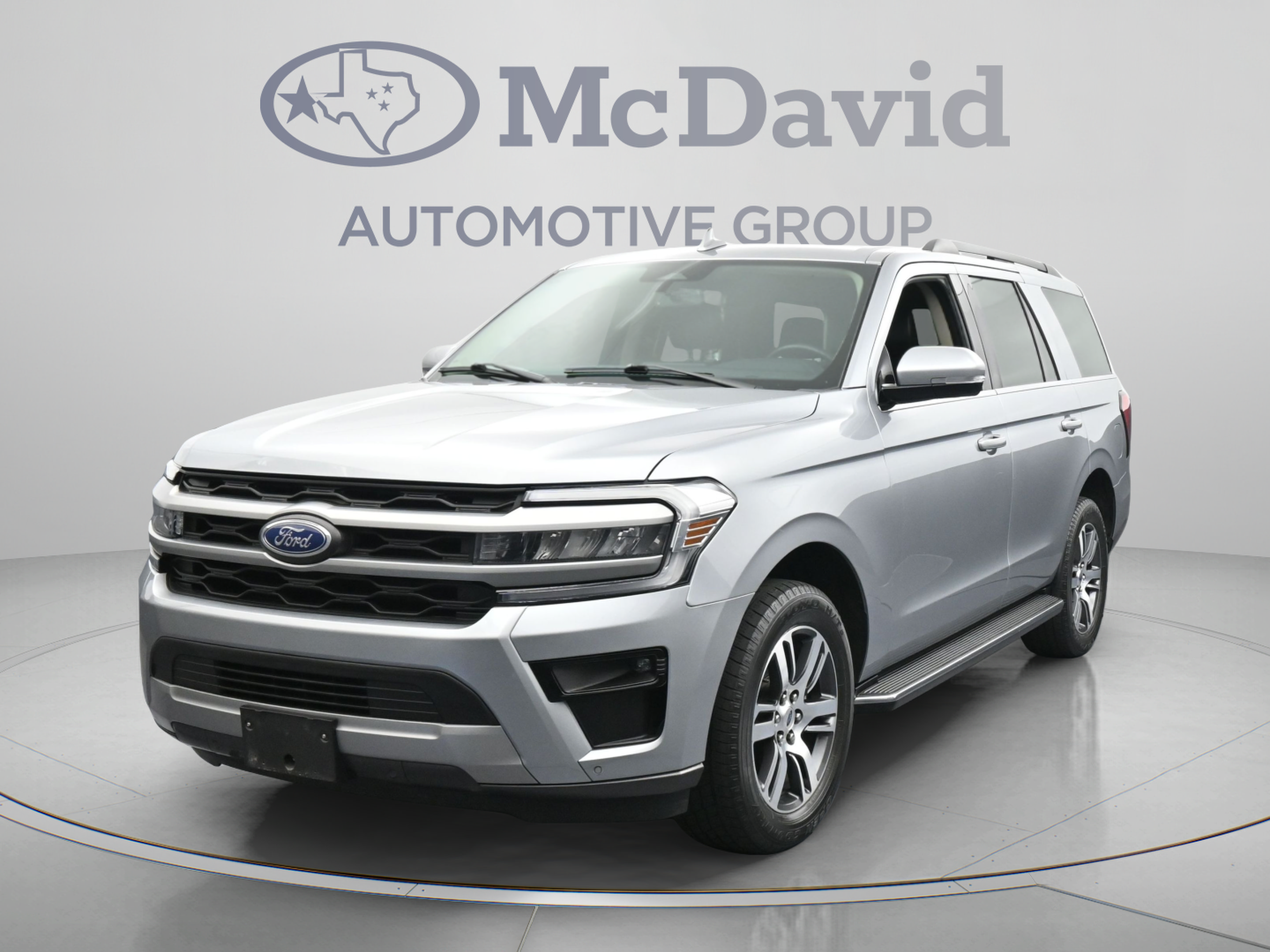 Certified 2023 Ford Expedition XLT RWD image 4