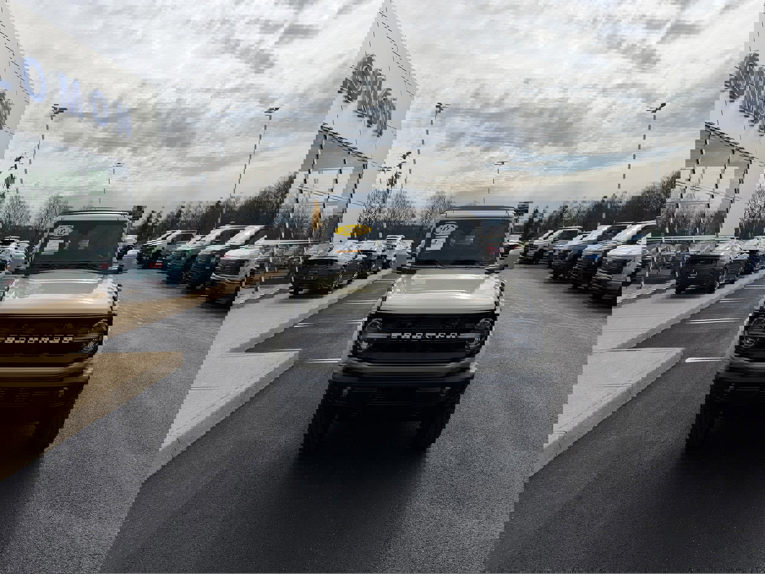 Certified 2025 Ford Bronco Outer Banks image 9