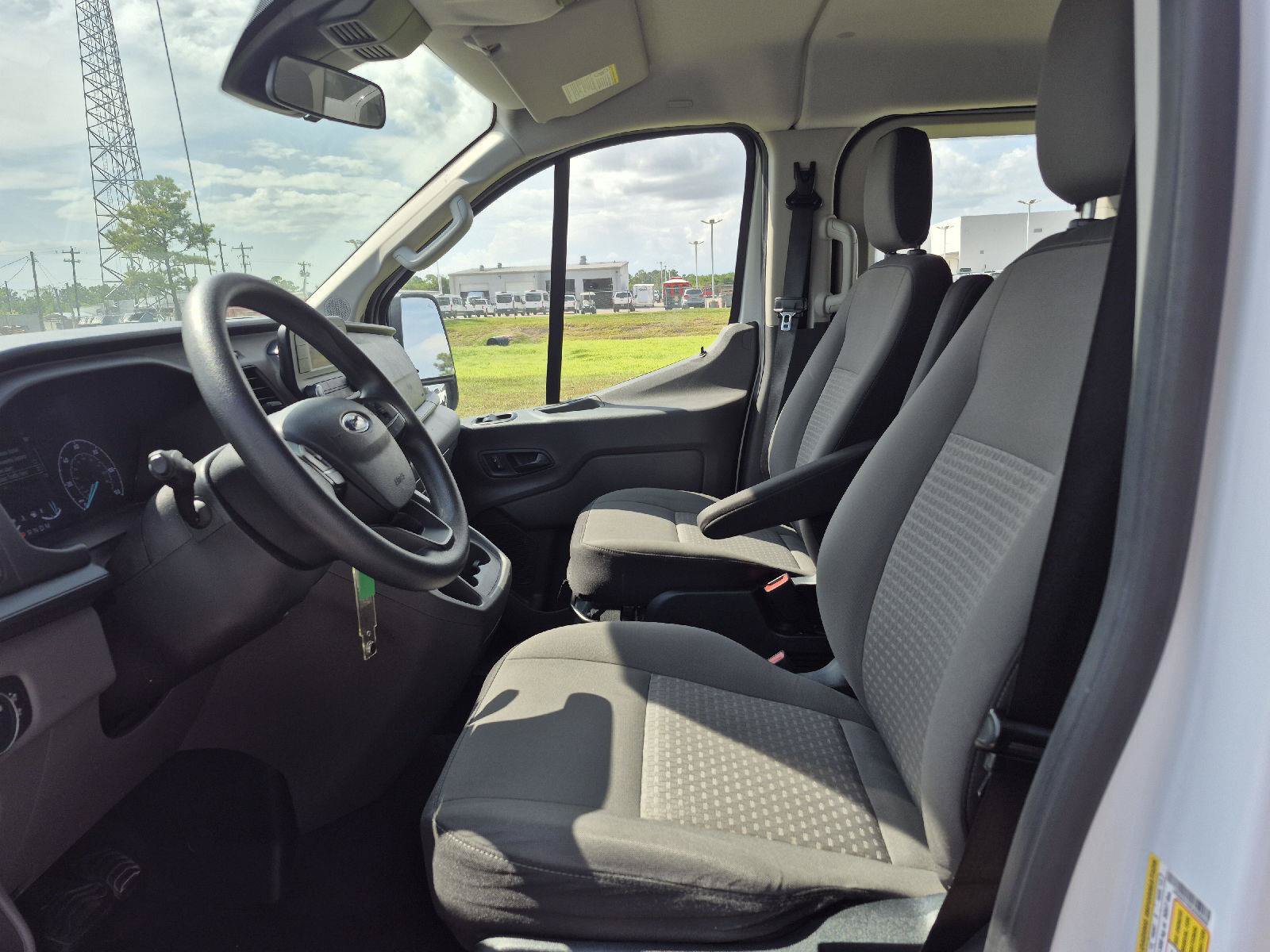 Certified 2020 Ford Transit 350 XLT RWD image 2