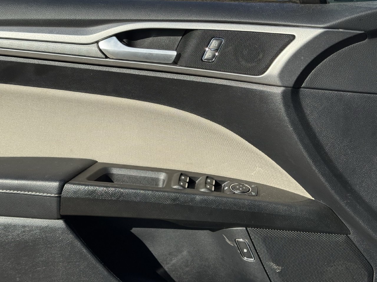 Certified 2018 Ford Fusion S FWD image 23