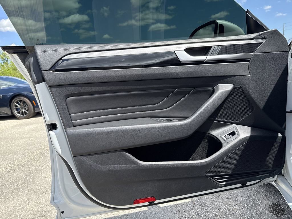 Used 2022 Volkswagen Arteon SE FWD image 10