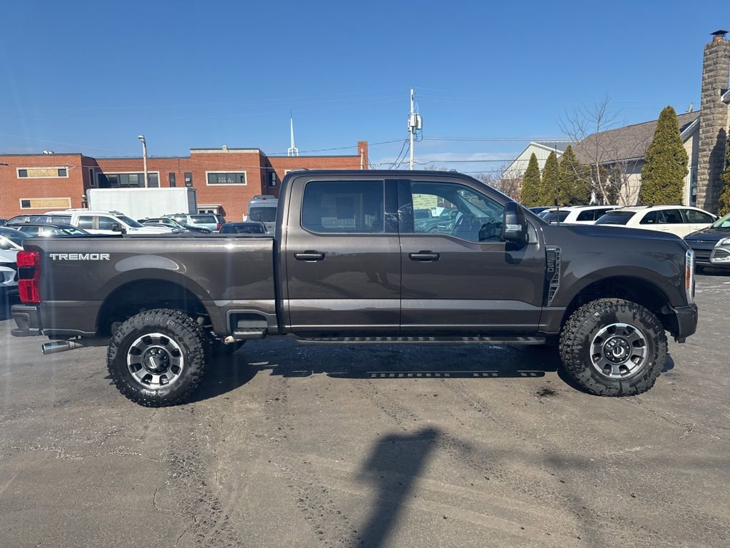 Certified 2024 Ford F250 Lariat w/ Tremor Off-Road Package image 9