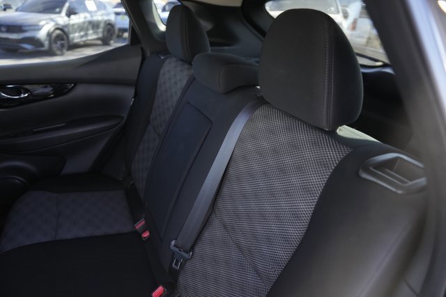 Used 2021 Nissan Rogue Sport SV image 13